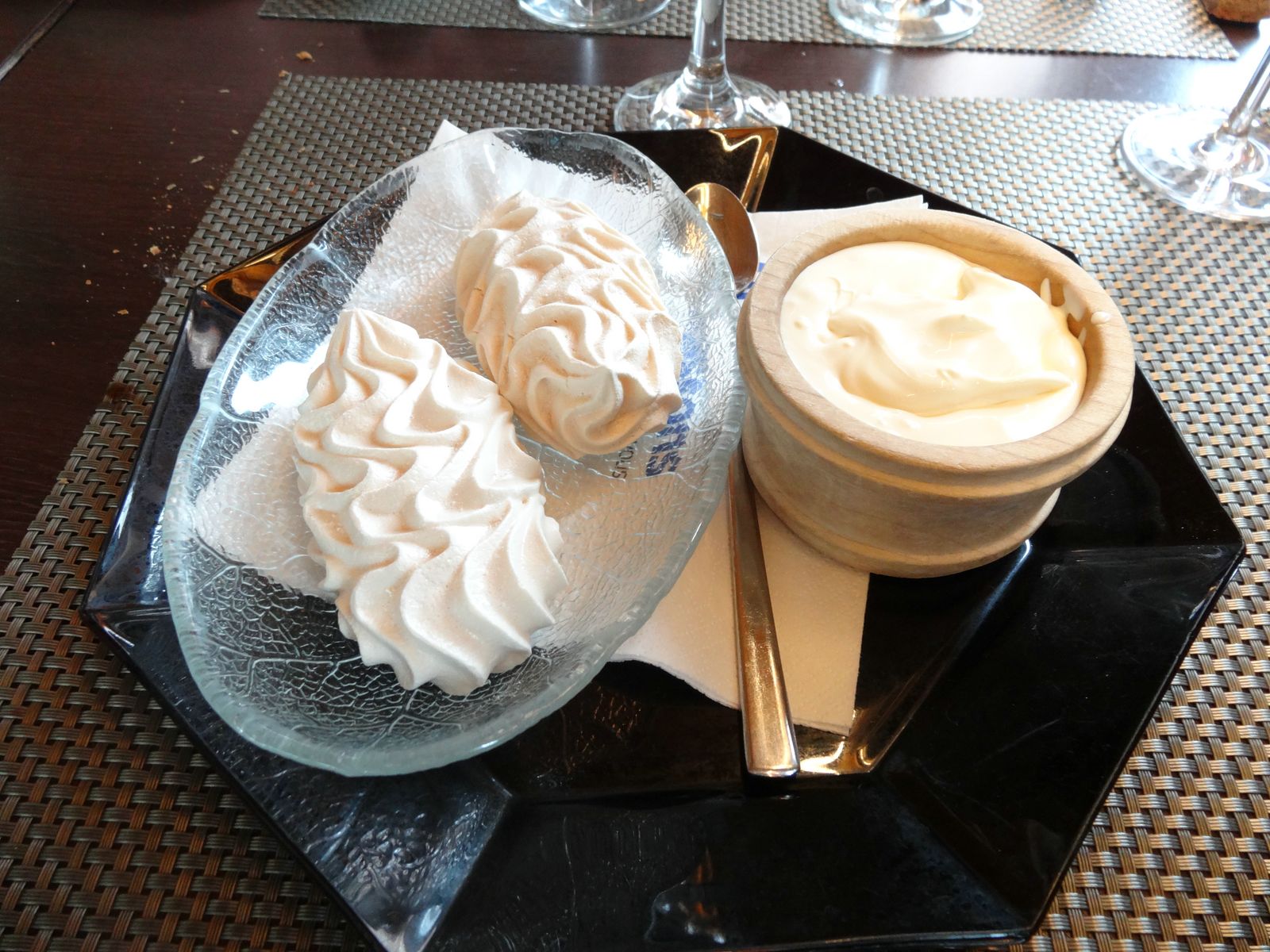 Meringues double crème, Le Vignier, Avry devant pont